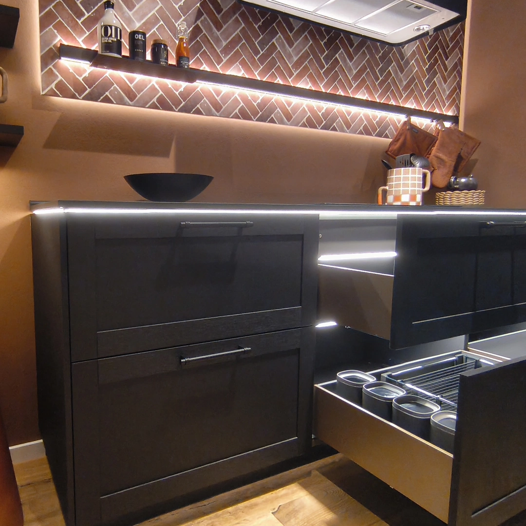 Kitchen project by Urban Kitchens & Interiors in North London